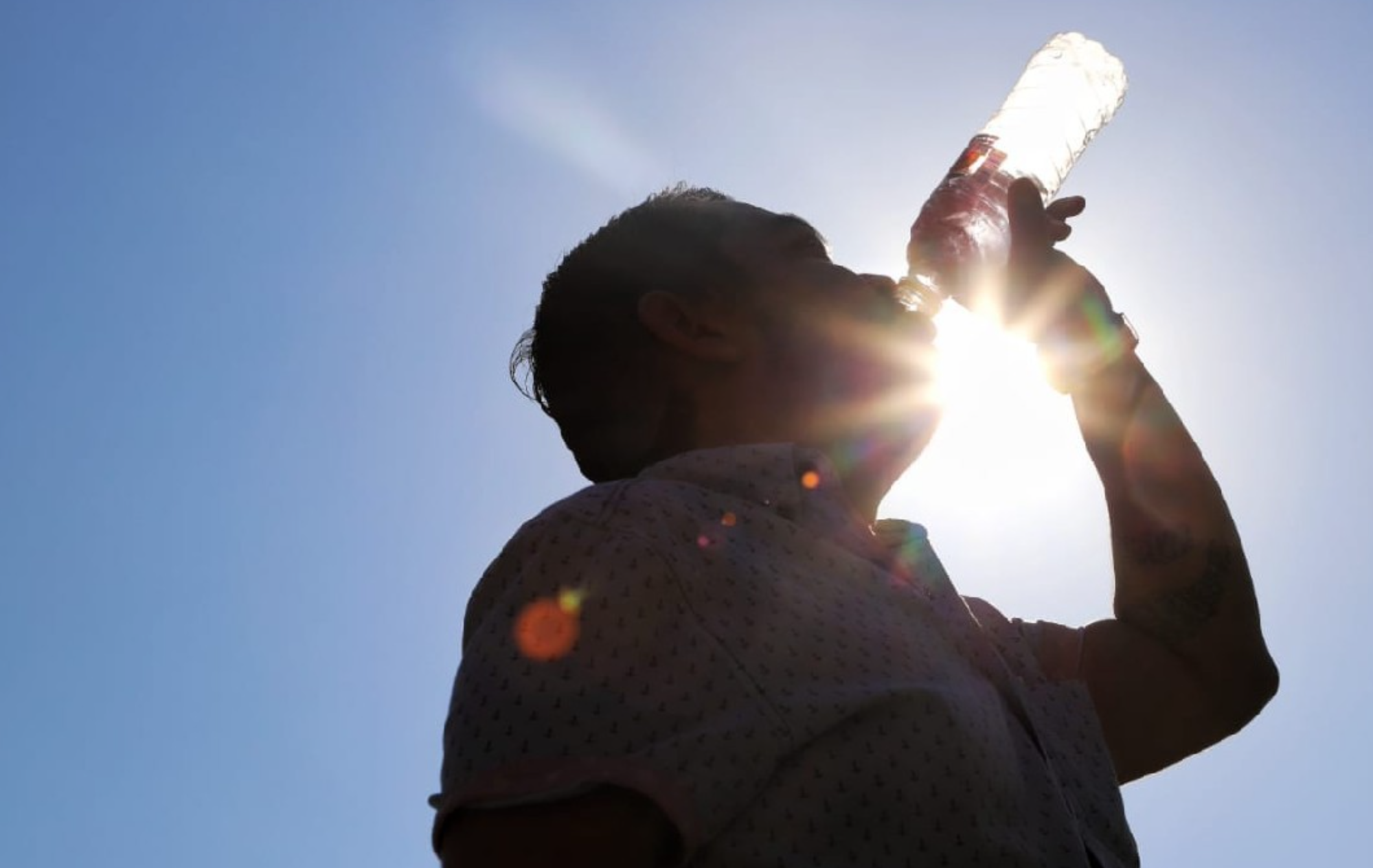 Alerta en Nuevo León por ola de calor